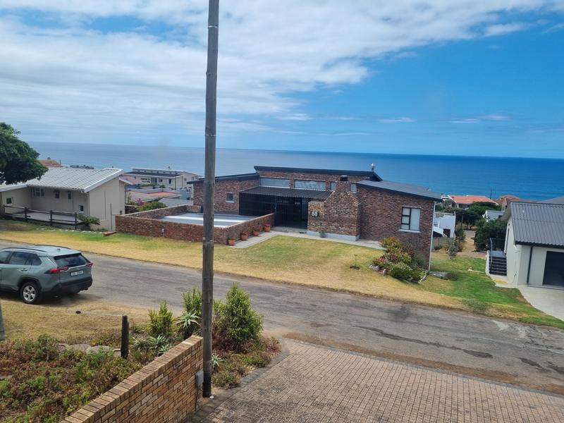 5 Bedroom Property for Sale in Reebok Western Cape